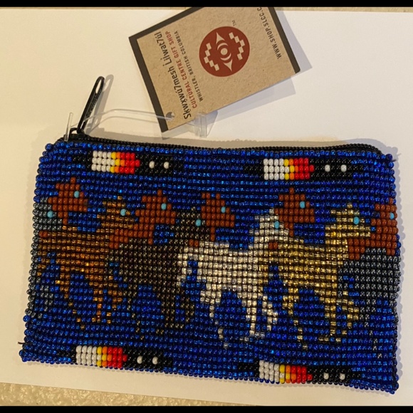 Beaded Coin Purse with Horses pattern NEW - Picture 1 of 9